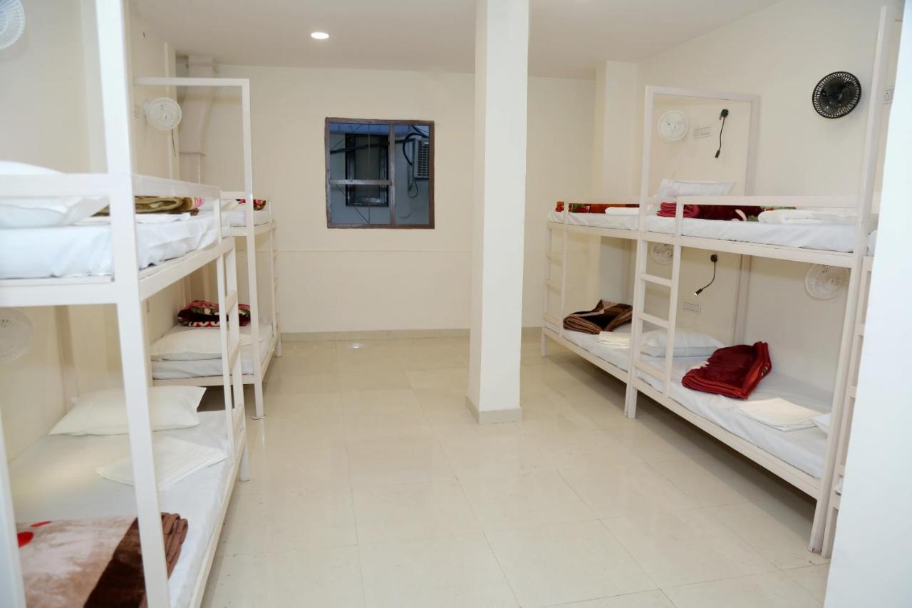 ניו דלהי The Charlie'S Hostel מראה חיצוני תמונה